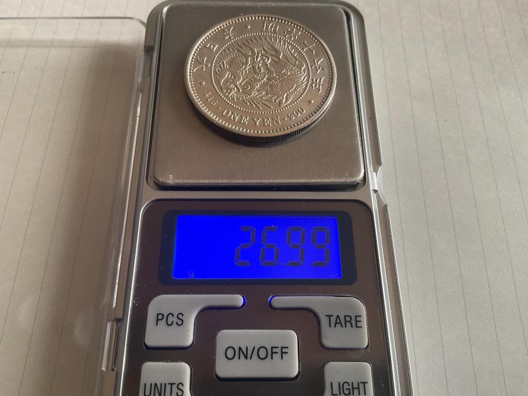 一圓銀貨 新一円銀貨 明治16年 右丸銀打