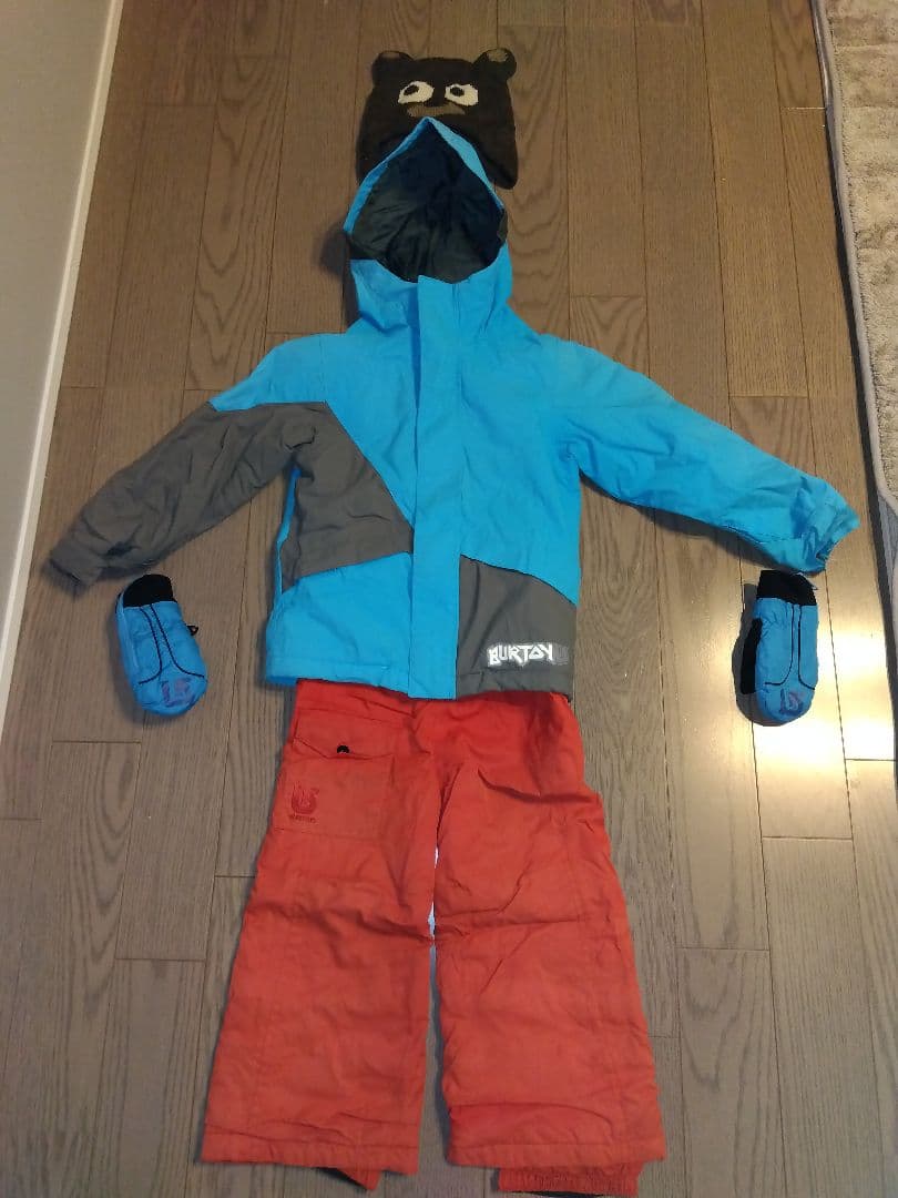 【BURTON】キッズ　スキー＆スノボウェア㊤5T.㊦　4T グローブ2T 他