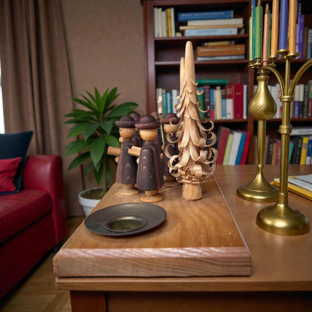 東ドイツ製・ザイフェン 聖歌隊木製キャンドルスタンドXmas装飾
