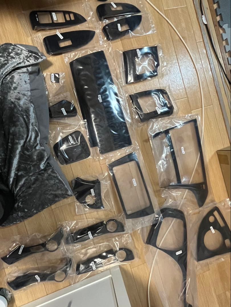 トヨタプリウス ZVW30系 3Dインテリアパネル 19P 黒木目