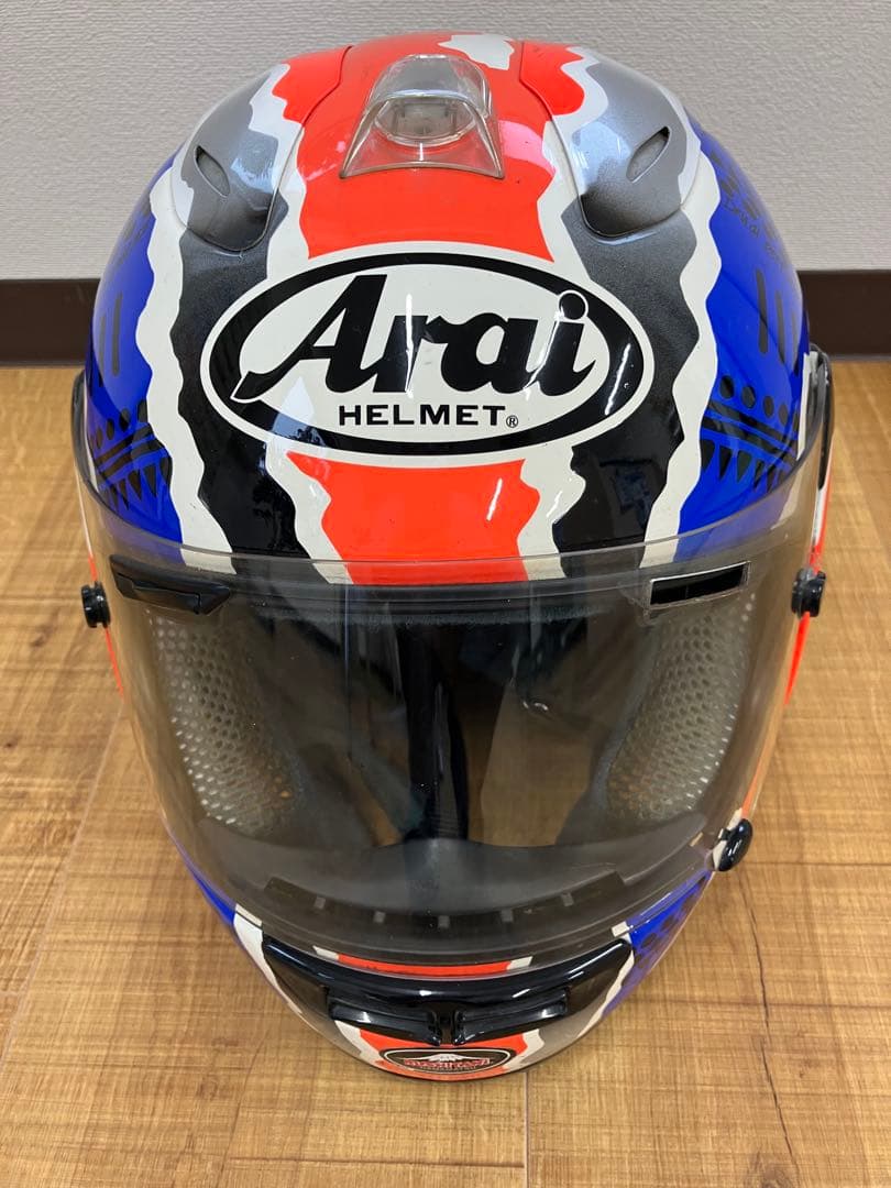 Arai フルフェイスヘルメット コアラデザイン　ドゥーハンのヘルメットです。