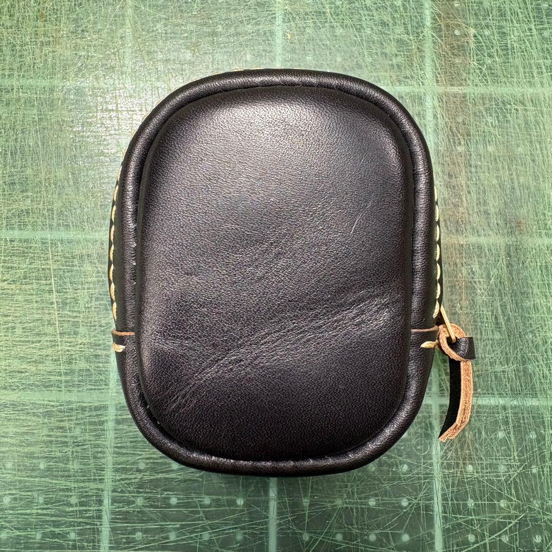 ほしにく　レザーポーチ