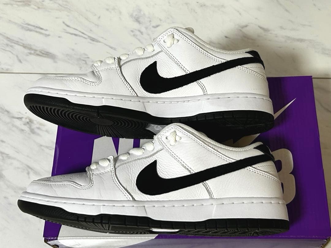 NIKE SB DUNK LOW PRO WHITE／BLACK