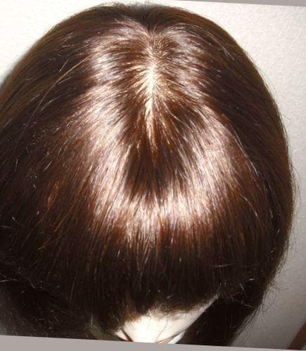 新品　人毛　ウィッグ　分け目付き　明るめブラウン　、ロング　Ｍサイズ