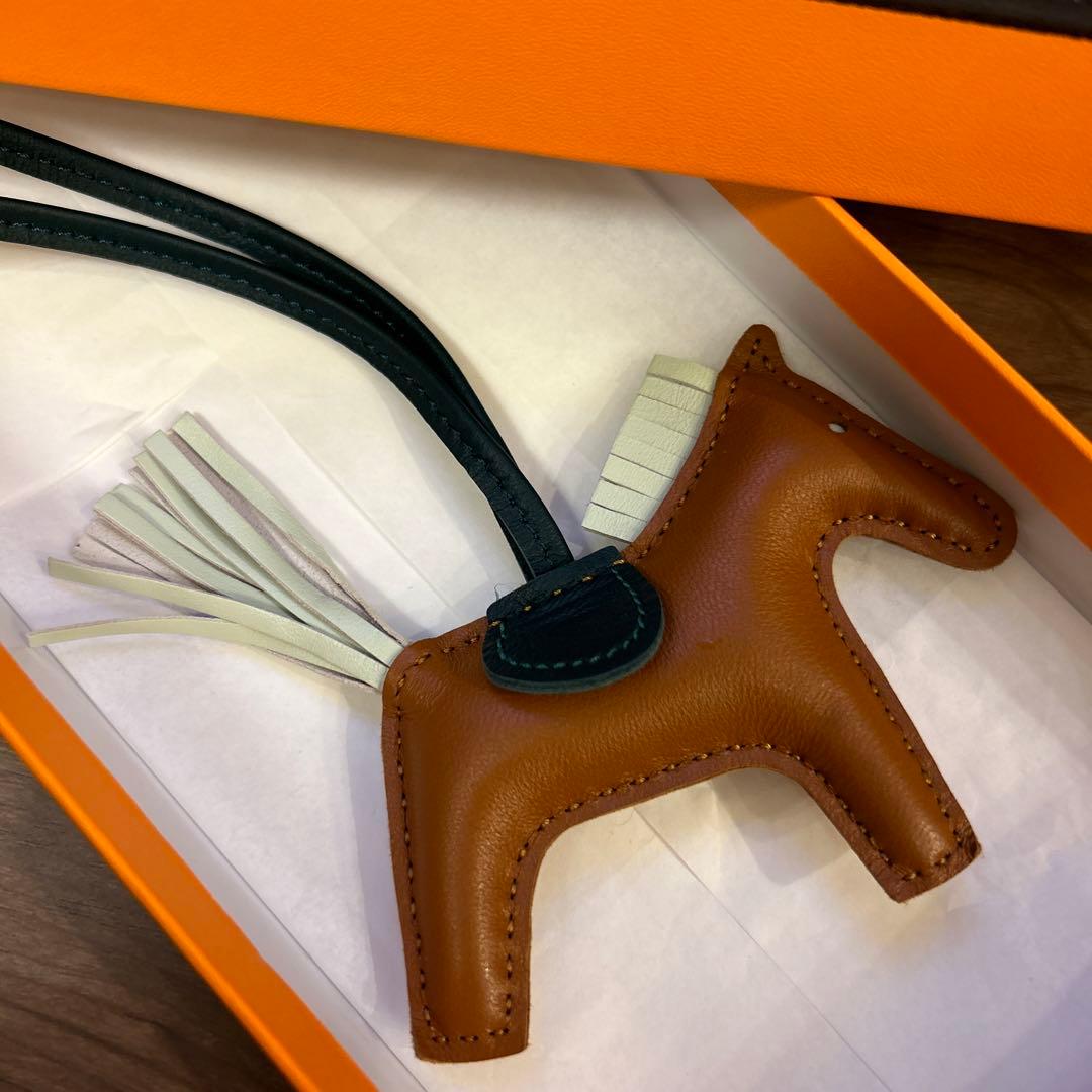 【くう】HERMES ロデオチャーム PM アニョーミロ