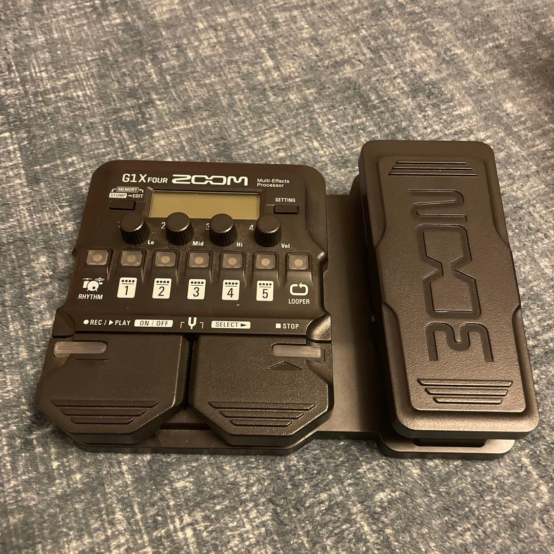 ZOOM G1X FOUR ギターエフェクター(500円値引き)