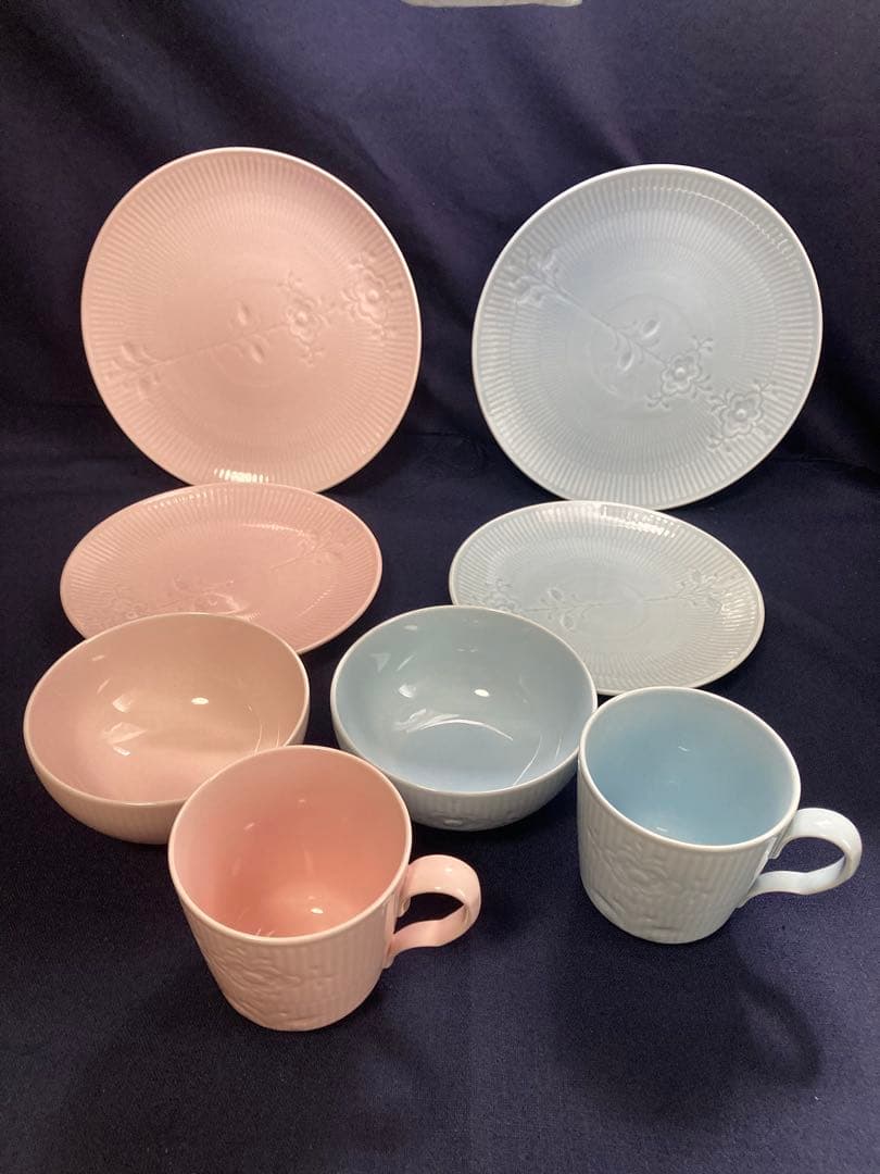 ロイヤルコペンハーゲン食器セットフラワーエンブレム８点セット新品
