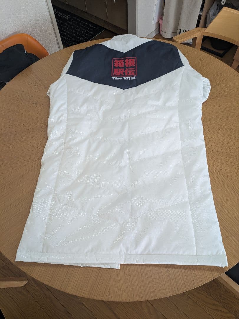 箱根駅伝　１０１回大会　ベンチコート＆キャップセット