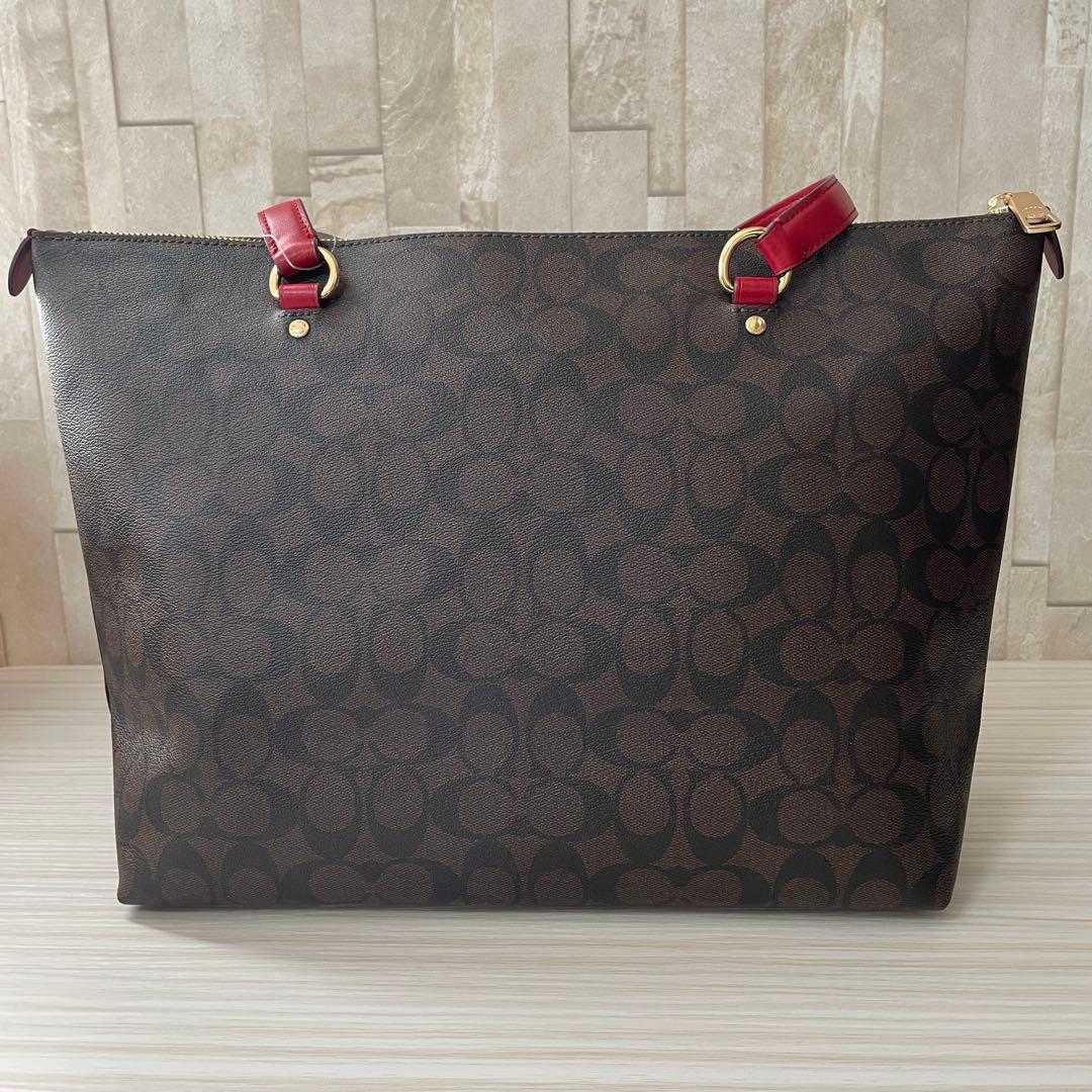 早い者勝ち！訳あり新品 COACH トートバッグ シグネチャー柄 ブラウン