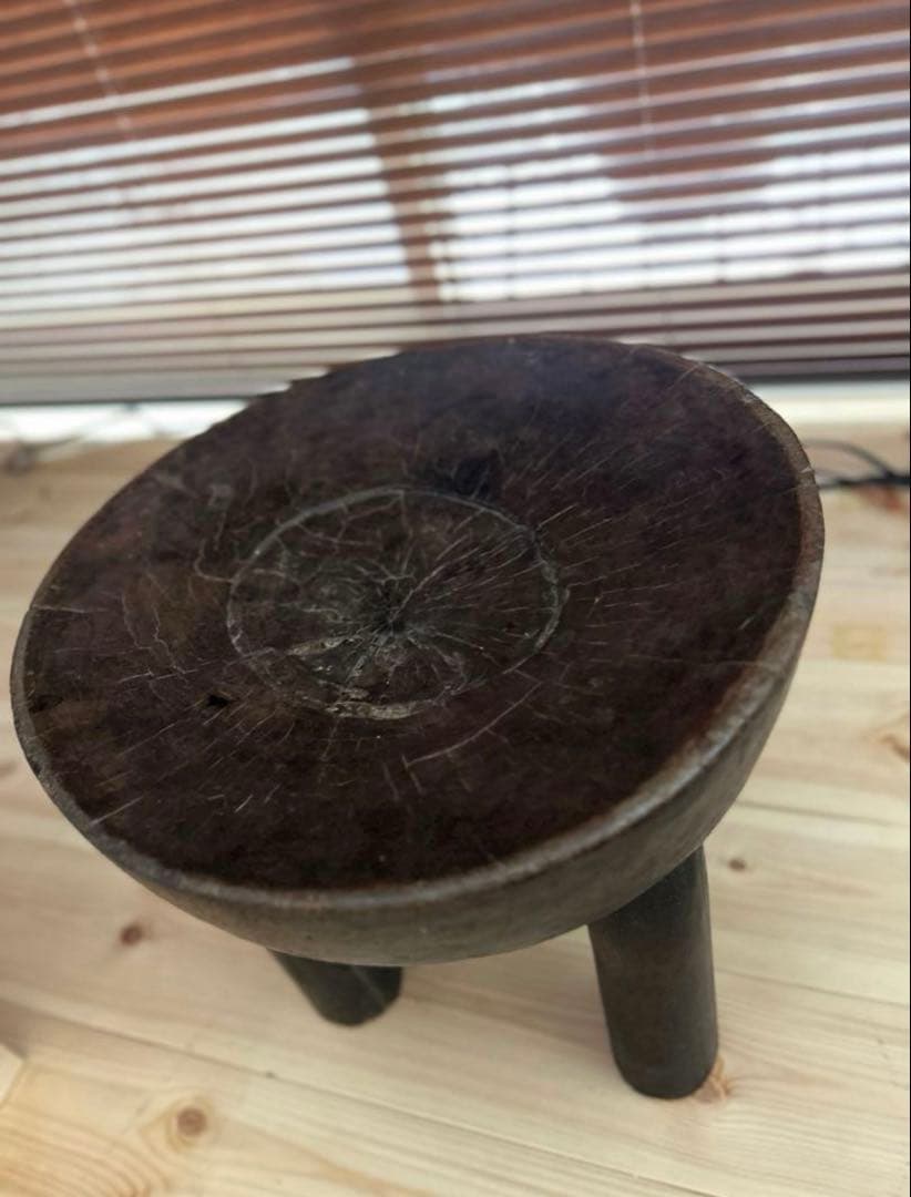 セヌフォ族　スツール　ビンテージ ブラウン