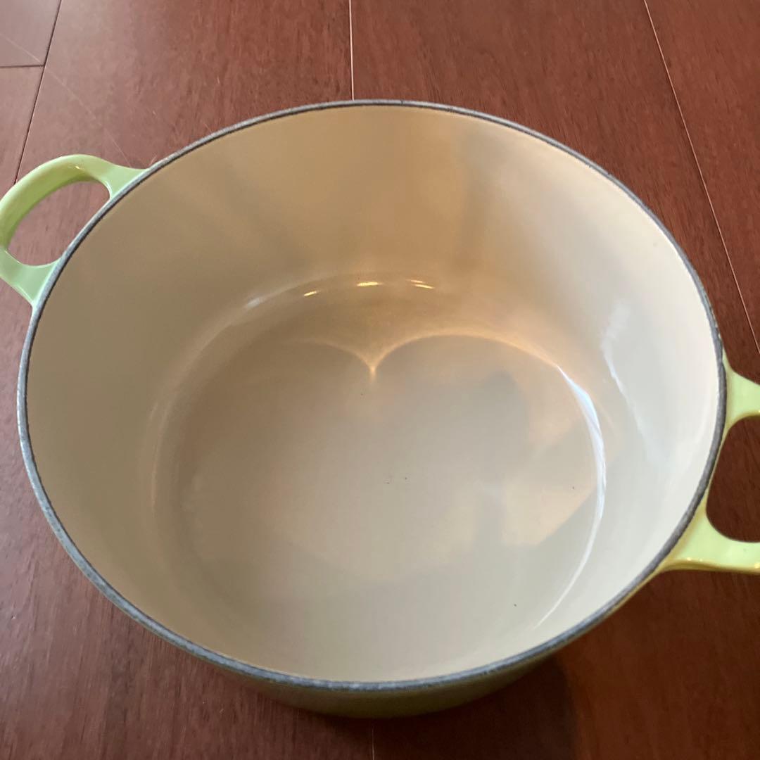 LE CREUSET ミルクパン・ホーロー鍋 グリーン　24cm 中古　保管品