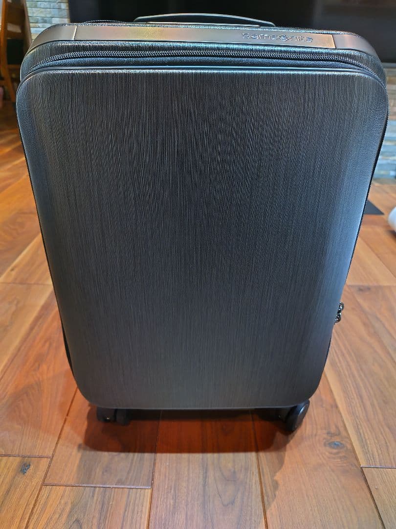 Samsonite (サムソナイト)　スーツケース　 ユニマックススピナー55