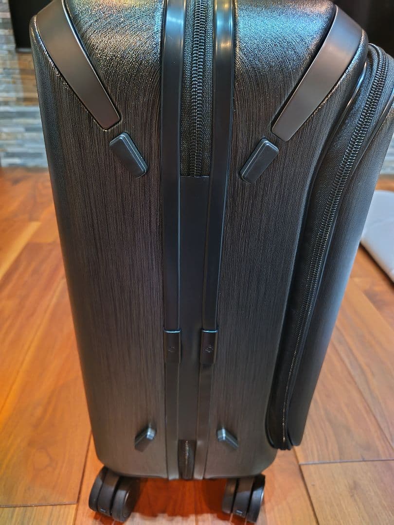 Samsonite (サムソナイト)　スーツケース　 ユニマックススピナー55