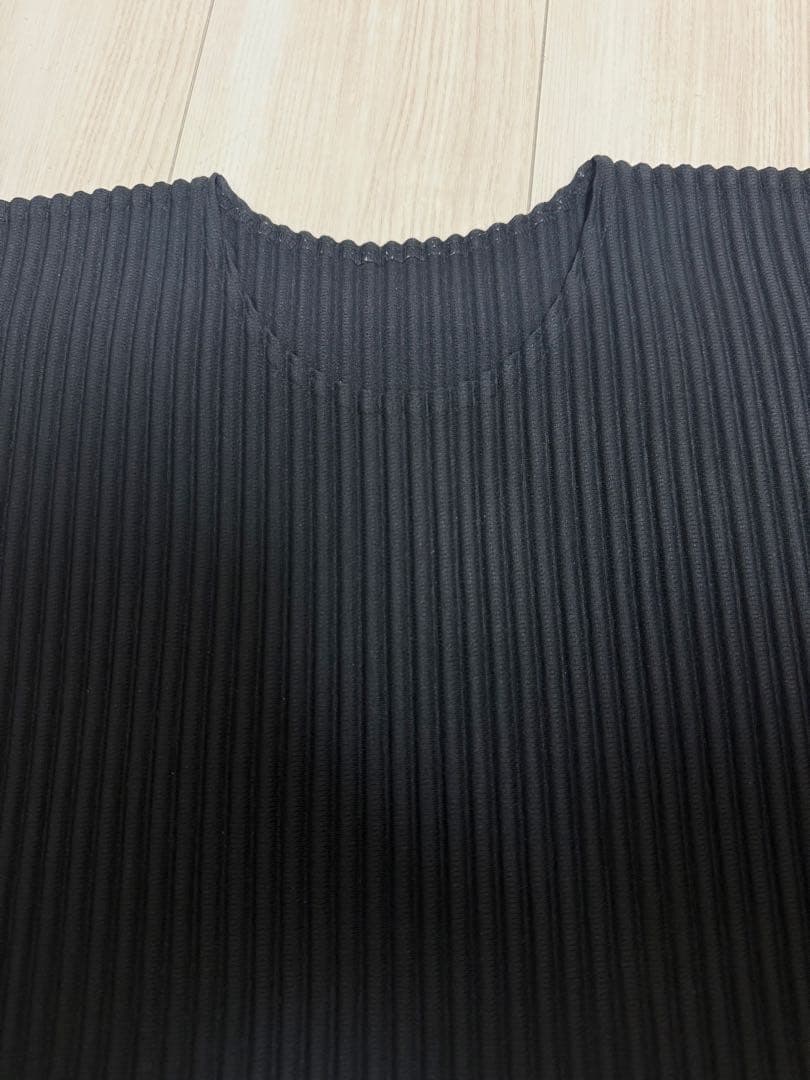 HOMME PLISSÉ ISSEY MIYAKE ブラック長袖カットソー