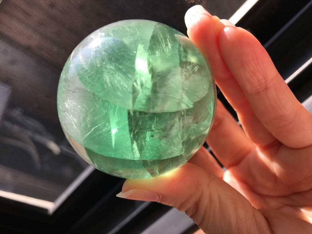 ☘️レア❤︎虹入り❤︎フローライト丸玉 スフィア　蛍石天然石　パワーストーン