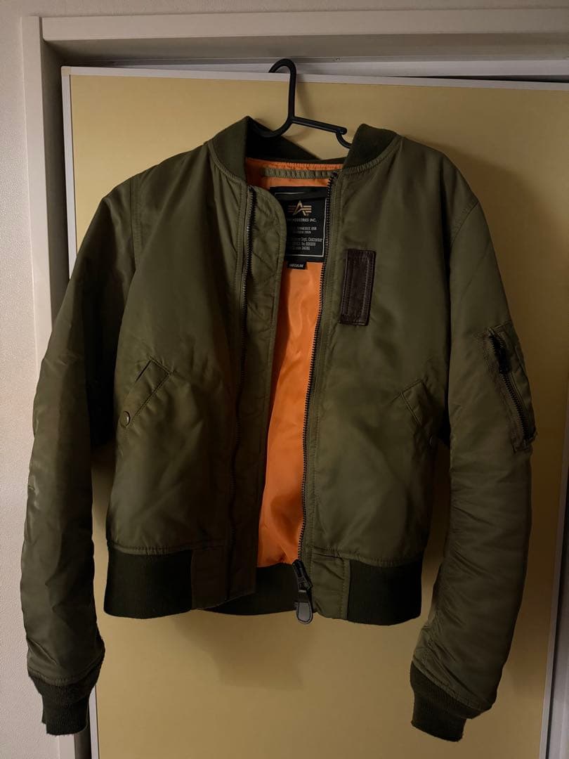 美品★ALPHA INDUSTRIES MA-1フライトジャケットMカーキ