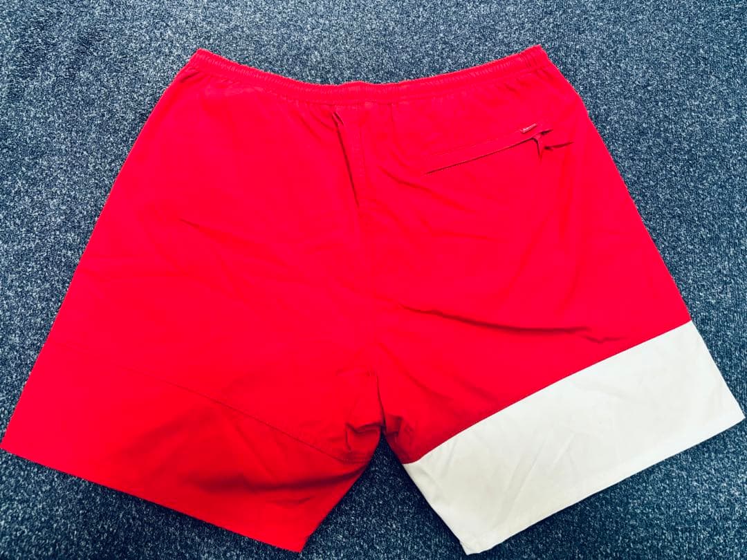 新品・未使用　SUPREME 水着　Ｌサイズ　赤