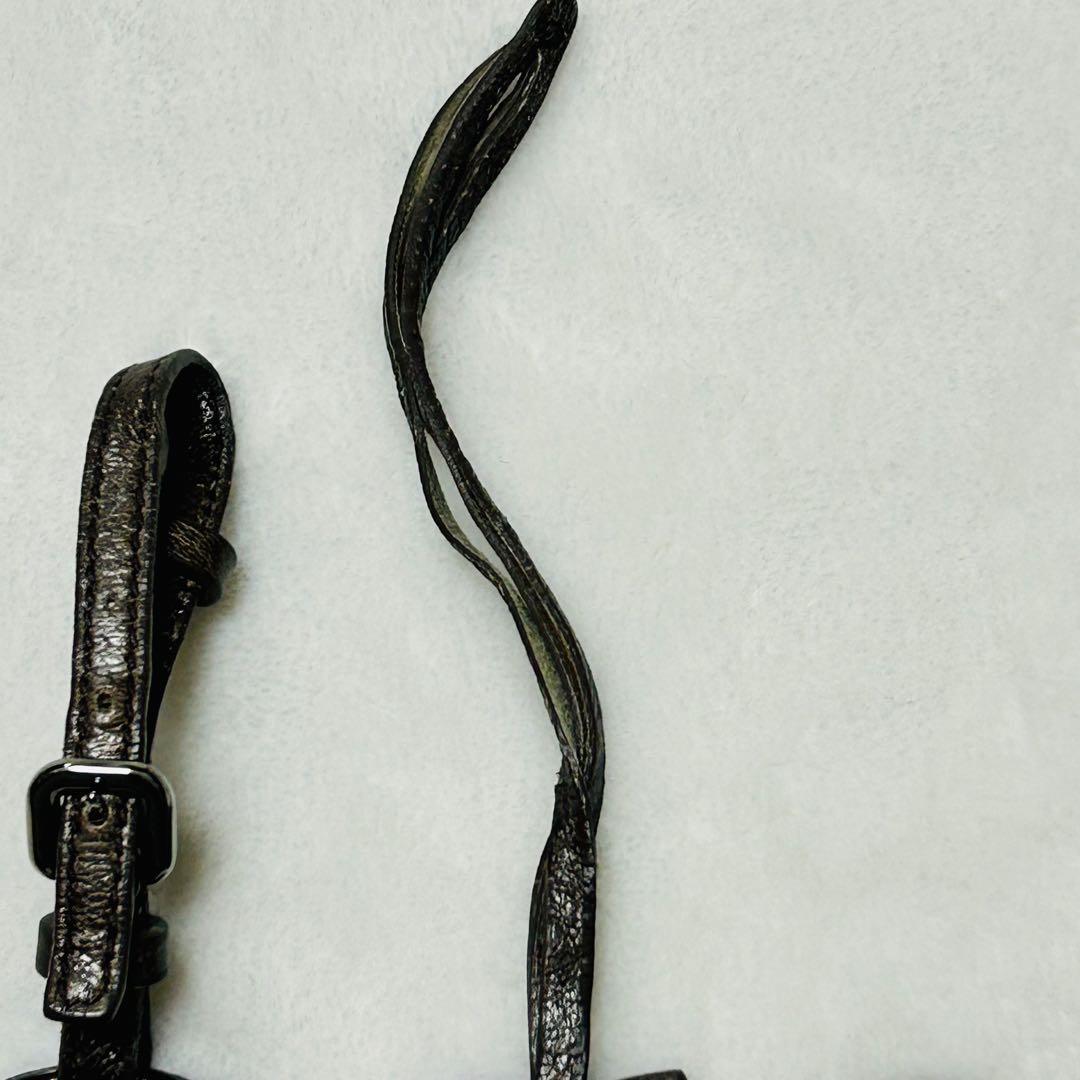 PRADA プラダ　ネームタグ　カデナ