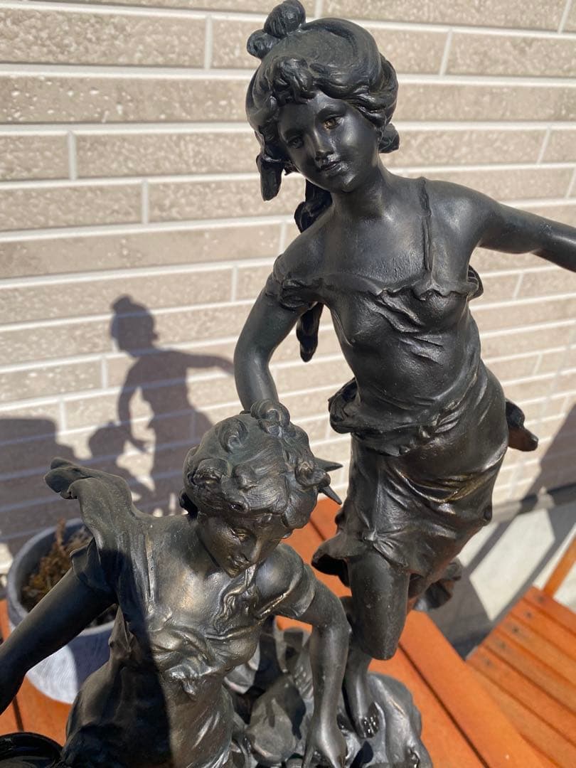 【重厚ブロンズ像｜クラシック調ヴィンテージ・ガーデンオブジェ】