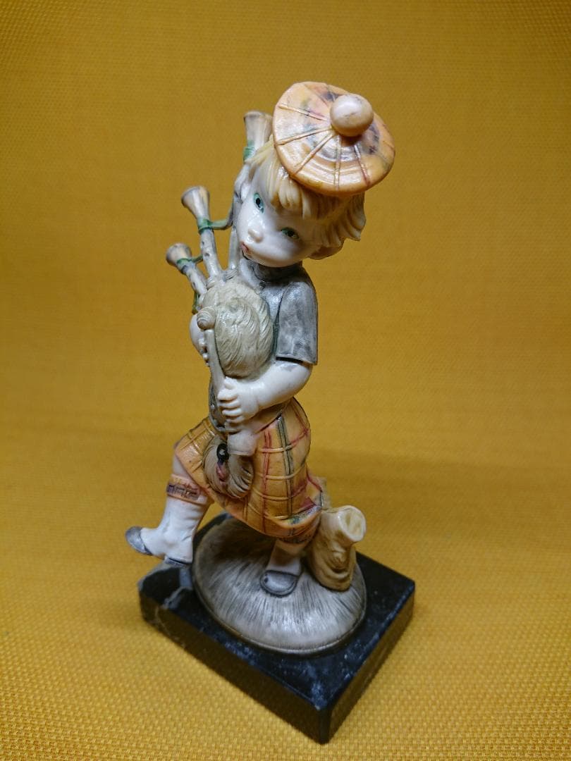 人形　彫像　イタリア　オブジェ　置物　インテリア　工芸品　美術品　A1436