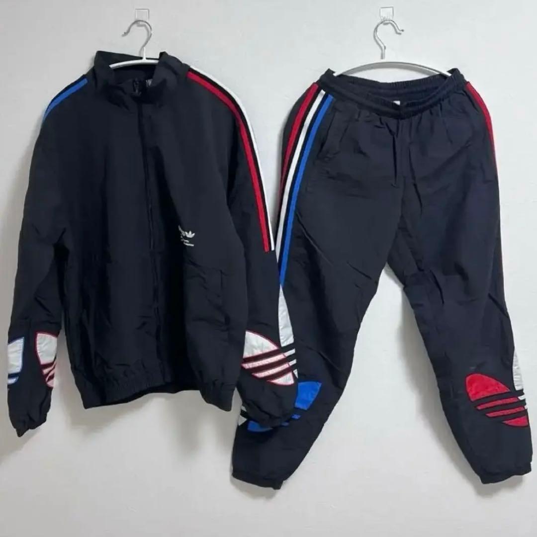 【adidas】⭐︎大人気セットアップ⭐︎ ナイロンパンツ　ロングパンツ上M 下S