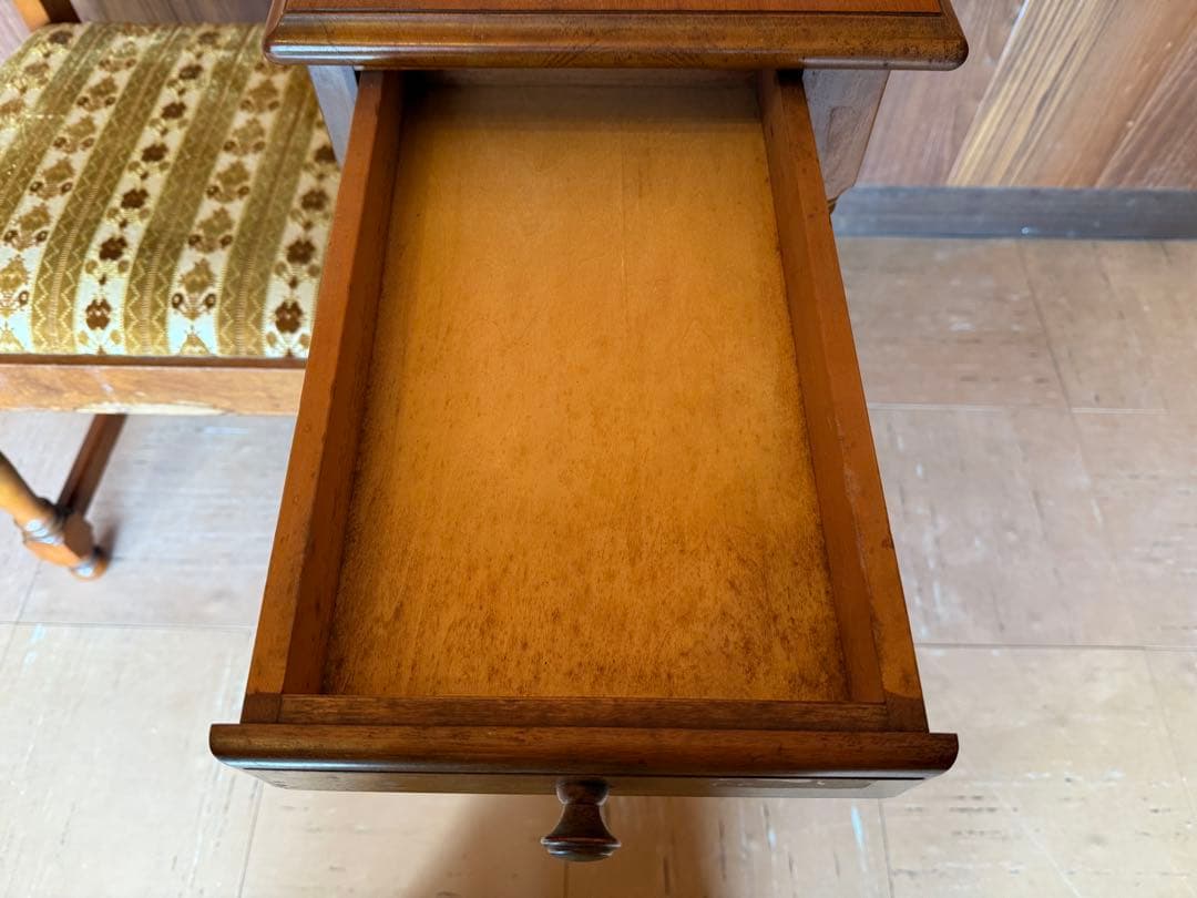 【O-2125】横浜ダニエル テレフォンチェア テレフォンベンチ 昭和レトロ