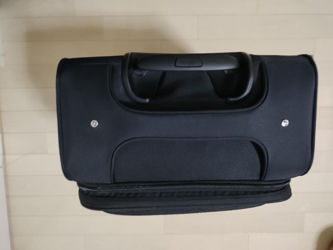 【使用３回】Samsonite　ビーライト４　スピナー55 EXP 機内持込OK