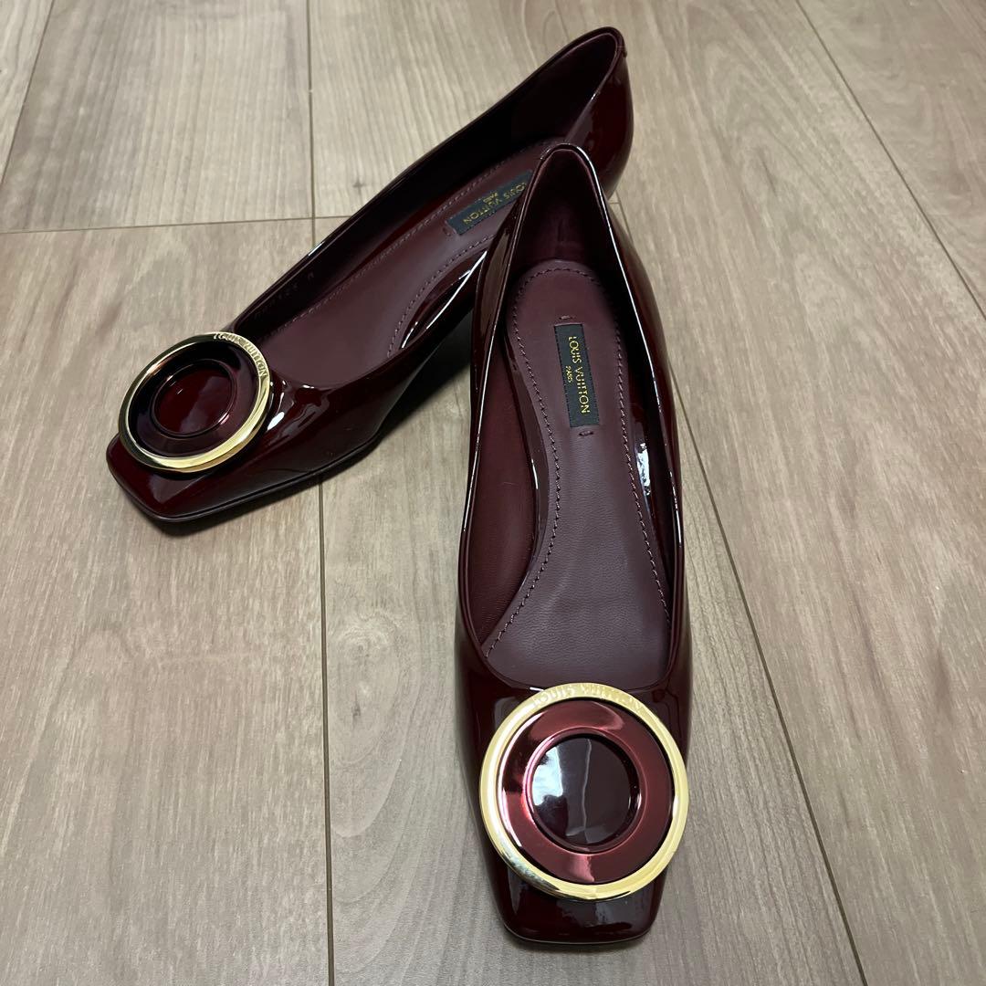 ルイヴィトン　エナメル　パンプス