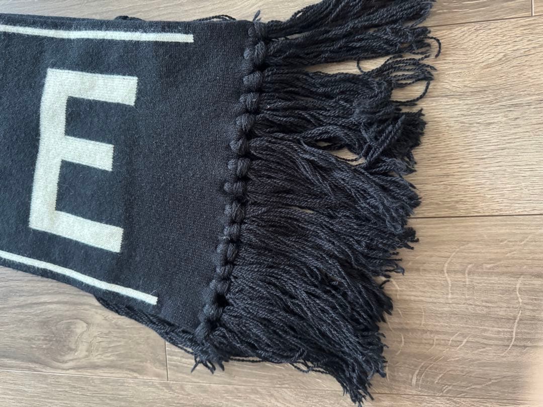 【専用】CELINE セリーヌ ロゴ フリンジ マフラー ブラック