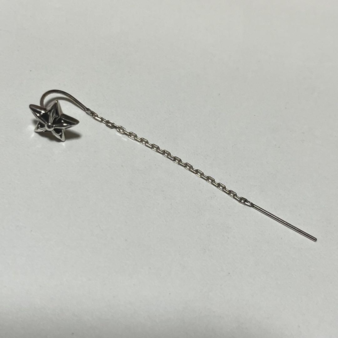 クロムハーツ ピアス チェーン スター