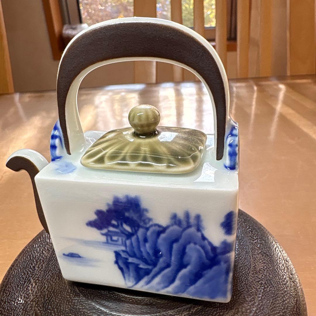 深川製磁　百年庵　染付山水 角小正油差（しょうゆ差し）