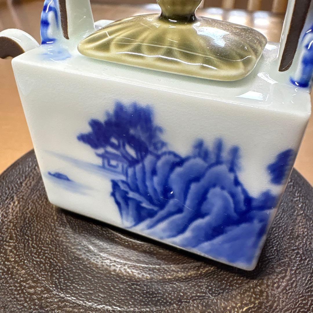 深川製磁　百年庵　染付山水 角小正油差（しょうゆ差し）