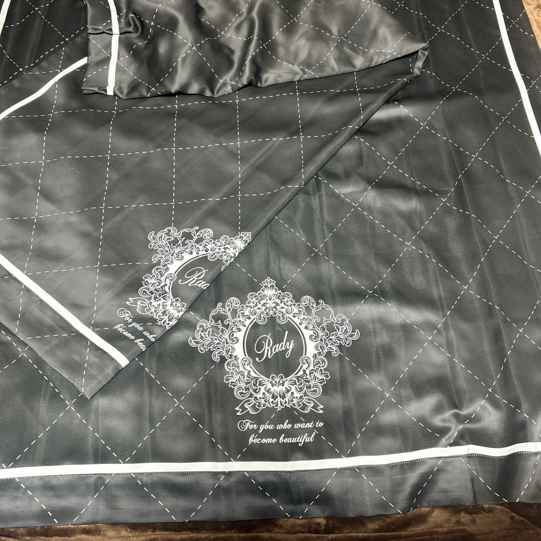 Rady ホテシリ キルティング　2枚組カーテン　100✖️200 黒