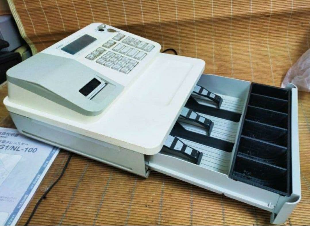 カシオレジスター　SE-G1　中古品　人気機種感熱紙　送料無料　617706