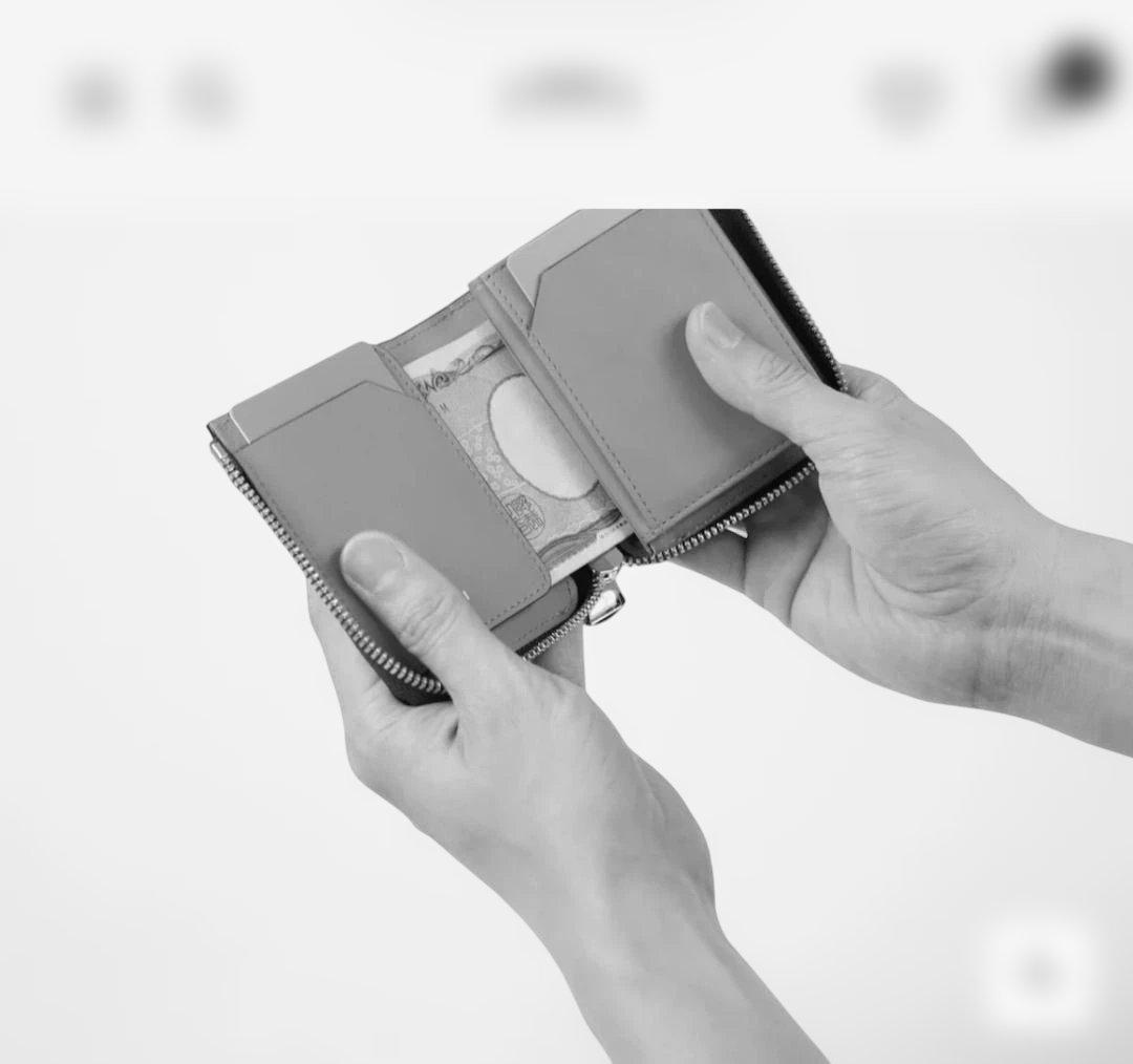 【美品】ITTIコンパクトウォレット