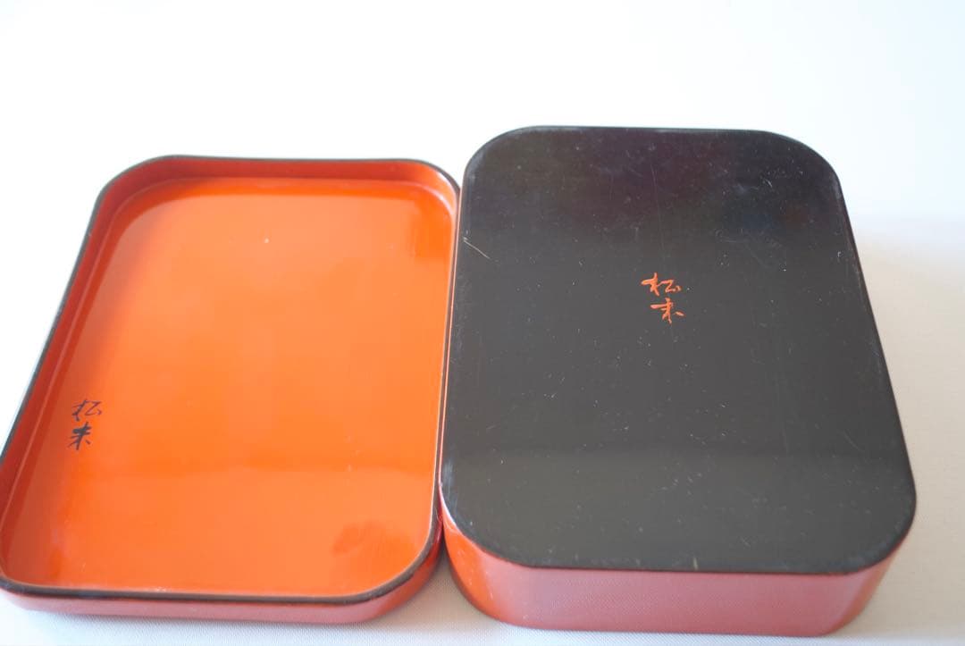 ごちそうが映える朱色が美しい割合箱。 上質輪島塗のわりご10客