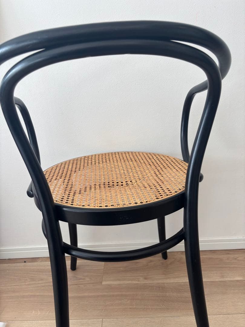 ton アームチェア　曲木椅子　209