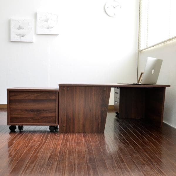 《新品・送料無料》パソコンデスク ロータイプ コーナー デスクセット ブラウン