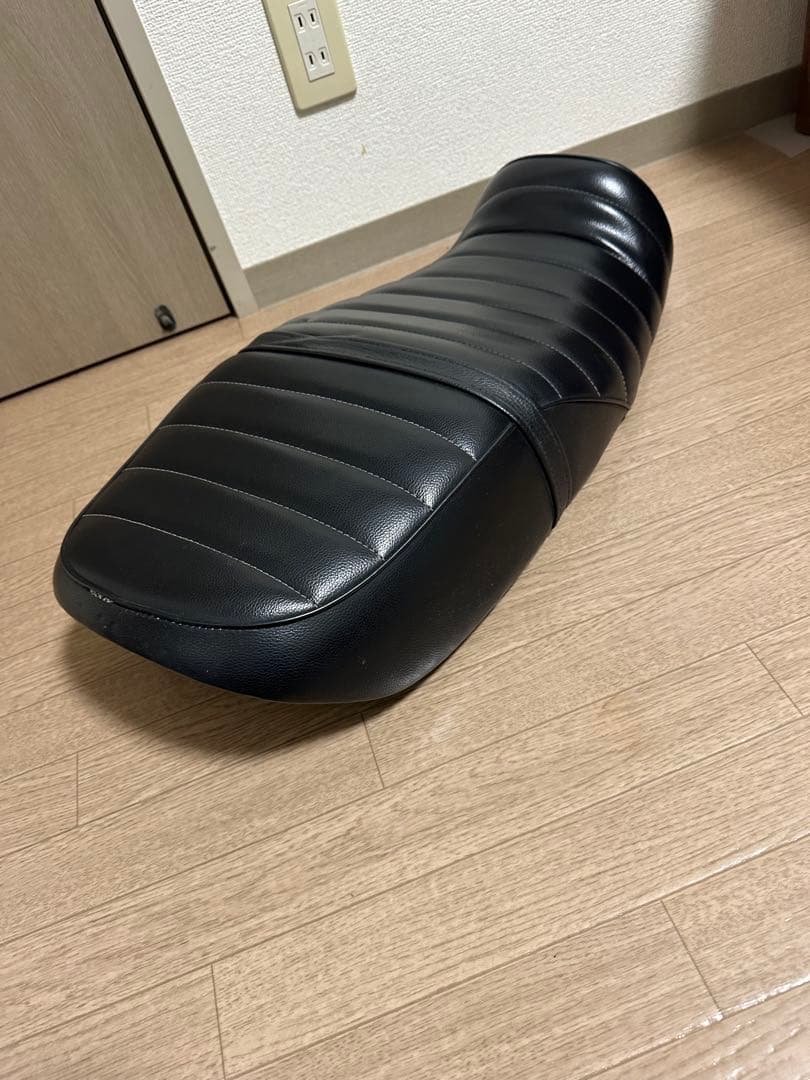 jade250 タックロール　シート　黒　最終売り切り値下げ