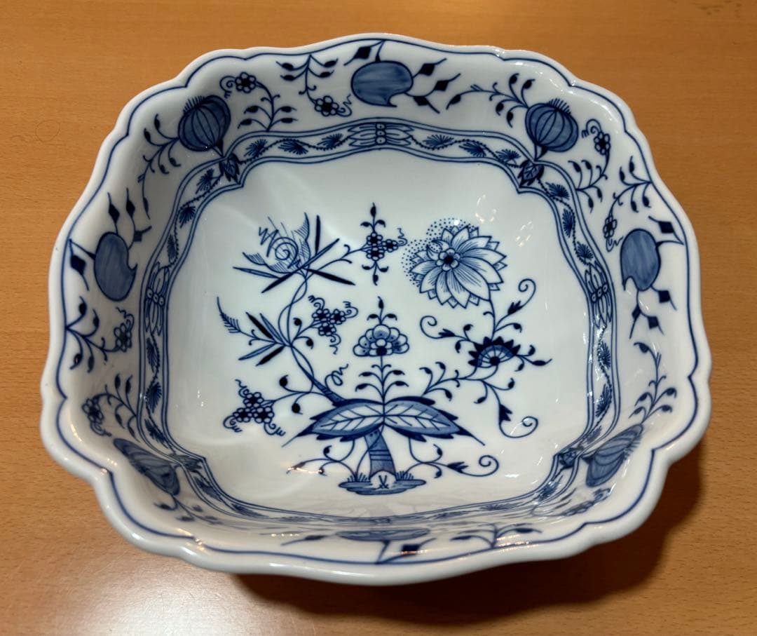 マイセン　ブルーオニオン　27センチ　特大スクエアボウル