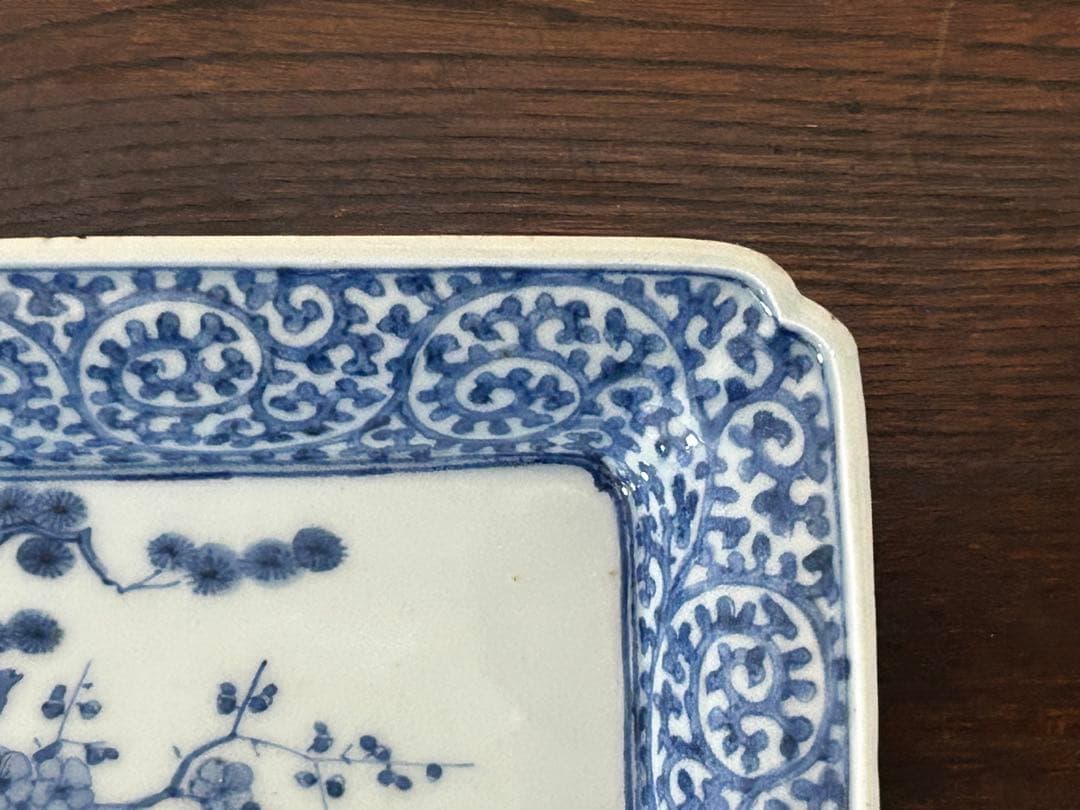 古伊万里　染付　蛸唐草松梅文長皿　江戸中期　❸ (小さなキズ、スレ有)