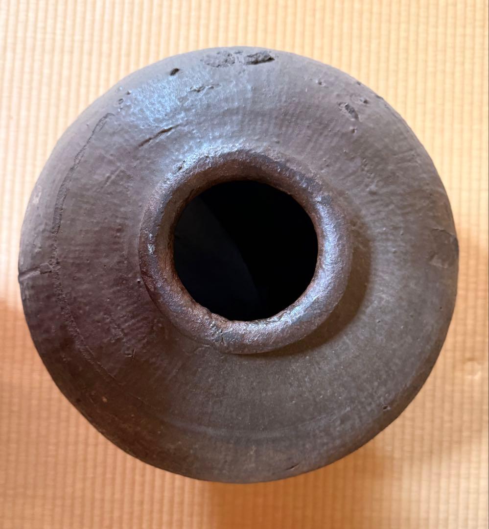 黒色 陶器 花瓶 高さ46cm