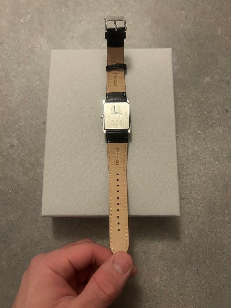 SEIKO 腕時計 セイコーESSENTIALS エッセンシャルズ クォーツ