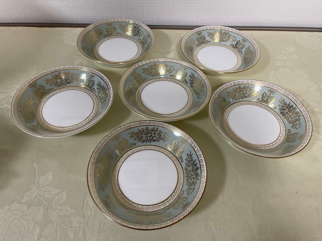 ウェッジウッド　コロンビアセージグリーン　フルーツボウル