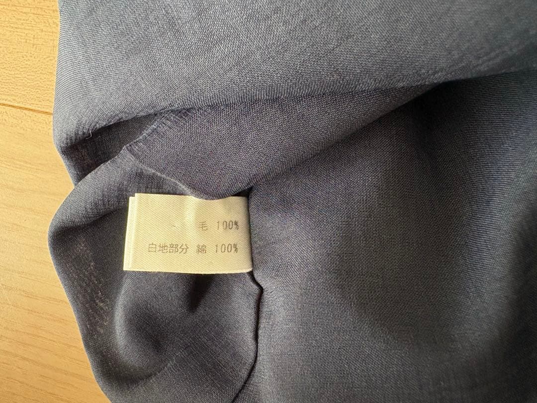 白金よつば　紺色 半袖ワンピース 刺繍入り　95