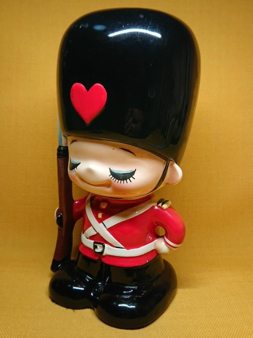 人形　 衛兵　陶器　ルネ　オブジェ　置物　インテリア　工芸品　美術品　A1092