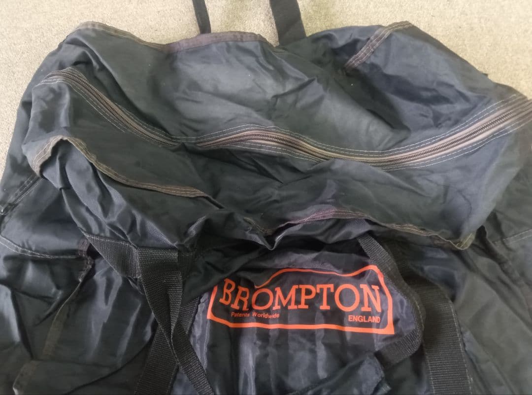 BROMPTON 台湾製　バッグ付き