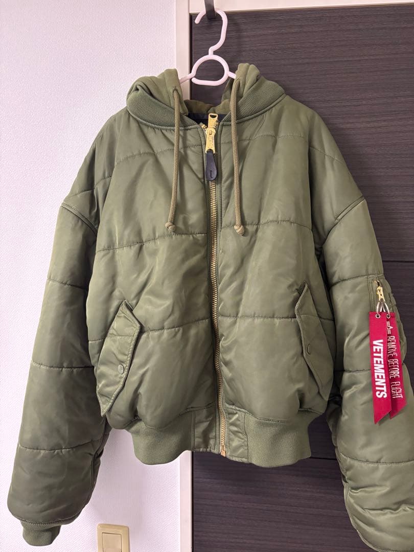 最終値下げです！VETEMENTS リバーシブルMA-1 ボンバージャケット