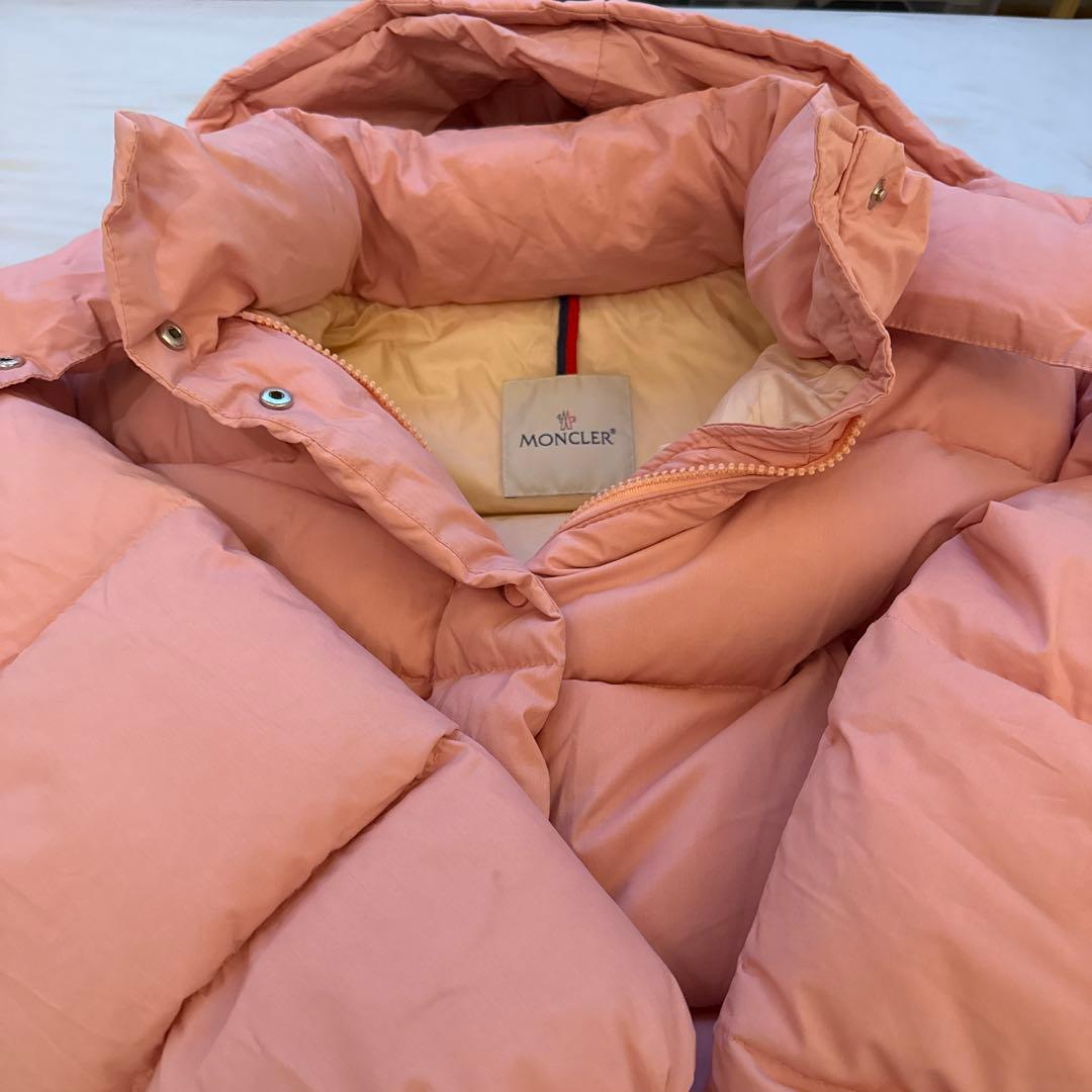 MONCLER モンクレール　ピンク フード付き ジャケット