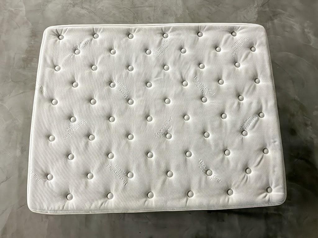 ホテル仕様 Westin Heavenly Bed クイーンサイズ